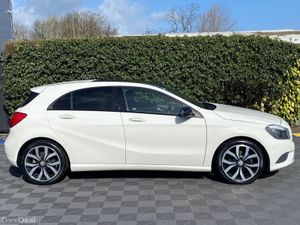 Mercedes-Benz A-Class A180 EXCLUSIVE 1.6 AUTO ** H - Image 3