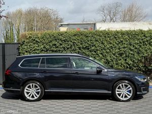 Volkswagen Passat GTE VARIANT 1.4 HYBRID // OPENIN - Image 3