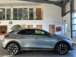 Kia XCeed PE PHEV 5DR AUTO - Image 2