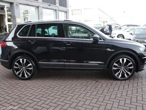 2.0TDI 150BHP ELEGANCE EDITION 5DR ESTATE // 1 OWN - Image 3