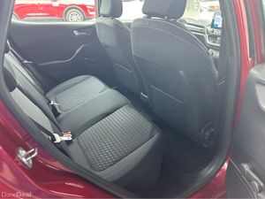 Ford Fiesta TITANIUM 1.10 85PS 5SPEED 4DR - Image 2