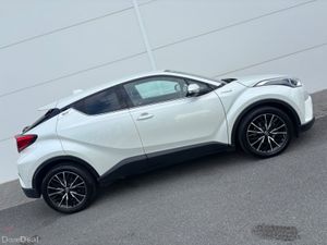 2018 TOYOTA CHR SOL HYBRID A/T FTSH - Image 4