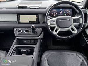 Land Rover Defender 110 2.0  PHEV SE - Image 4