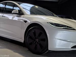 🔥 2025  Tesla Model 3 Highland Premium Long Range - Image 2