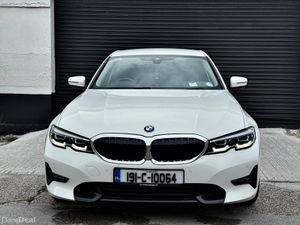 BMW 3-Series 2019 - Image 3