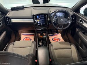 Volvo XC40 + T4 RECHARGE AUTO PLUS - Image 3