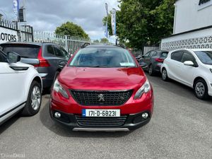 17 Peugeot 2008 1.2 AUTO Glass Roof - Image 4