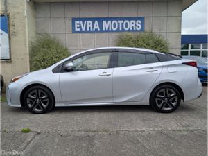 Toyota Prius TOURING SELECTION HYBRID AUTOMATIC 1. - Image 4