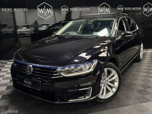 Volkswagen Passat GTE 1.4 TSI *SUNROOF* - Image 2