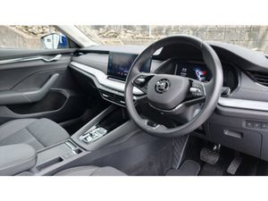 Skoda Octavia STYLE 2.0tdi 115HP DSG 5DR AUTOMATIC - Image 4