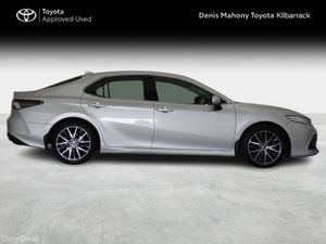 Toyota Camry PLATINUM EDITION - Image 3