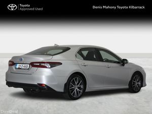 Toyota Camry PLATINUM EDITION - Image 2