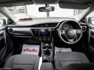 2017 Toyota Corolla **LOW MILEAGE** - Image 4