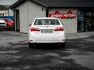 2017 Toyota Corolla **LOW MILEAGE** - Image 3