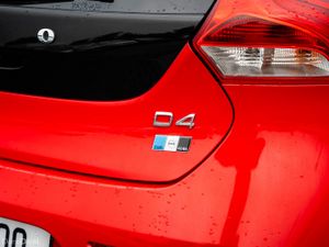2018 VOLVO V40 D4 AUTOMATIC - Image 4