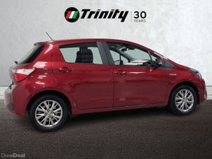 Toyota Yaris ** LUNA ** 1.5i HYBRID ** AUTOMATIC * - Image 3