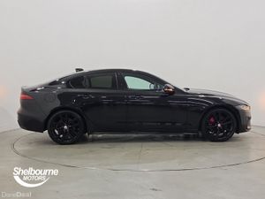 Jaguar XE R-DYNAMIC BLACK MHEV - Image 4