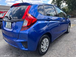 17 Honda Fit Automatic NCT 3/27 Warranty €8,495 - Image 4