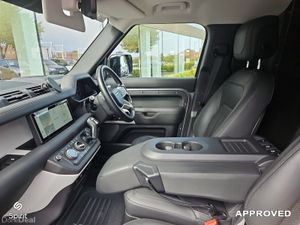 Land Rover Defender 3.0 D HSE 3 seat Commercial - Image 4