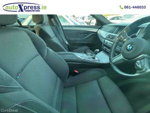 BMW 5-Series M-SPORT 523D, Sunroof, Reversing came - Image 2