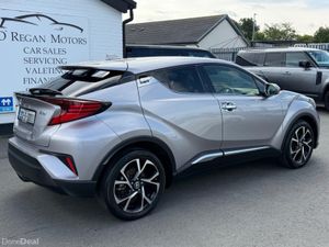 Toyota C-HR (202) 1.8 HYBRID SPORT AUTO - Image 3