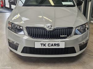 15 SKODA OCTAVIA VRS COMBI - Image 4