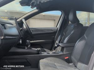 Renault Arkana ESPRIT ALPINE TCE 160 - Image 4