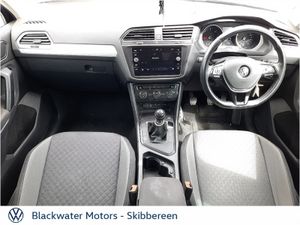 Volkswagen Tiguan 2.0TDI 150HP COMFORTLINE WITH TE - Image 2