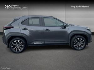 Toyota Yaris Cross 1.5 Hybrid - LUNASPORT - Automa - Image 3