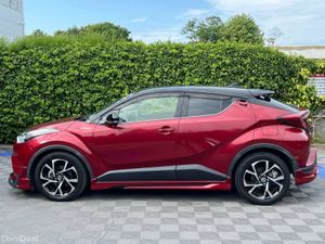 Toyota C-HR G-LED MODELLISTA 1.8 HYBRID AUTO // VE - Image 3