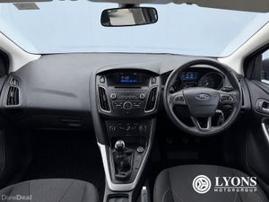 Ford Focus 1.0 Ecoboost Turbo 100PS Zetec - Image 4