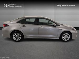 Toyota Corolla HYBRID LUNA SAL - Image 3