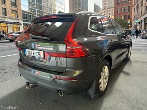 2018Volvo XC60 D4 (190hp) AWD Momentum Automatic - Image 2