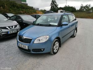 Skoda Fabia 2010 - Image 2