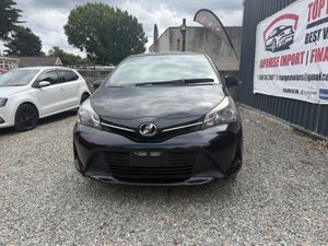 Toyota Vitz 2015 low milage push start - Image 2