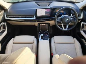 BMW iX1 eDrive20 xLine - Image 4