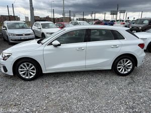 AUDI A3 SPORTBACK 1.0 AUTO *LOW MILEAGE* - Image 4
