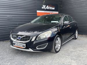 Volvo S60 1.6 AUTO SALOON - Image 3