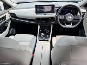 Nissan X-Trail Hybrid Auto SVE Cream Interior - Image 4