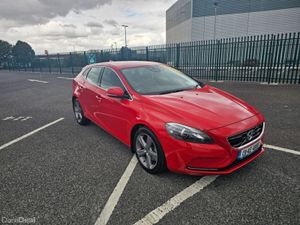 Volvo V40 1.6 PETROL, AUTOMATIC, LEATHER, NEW NCT, - Image 4