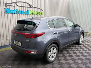 2017 Kia Sportage 1.7 D EX - Image 3