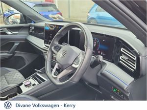 Volkswagen Tiguan BLACK EDITION R LINE 2.0 TDI 150 - Image 4