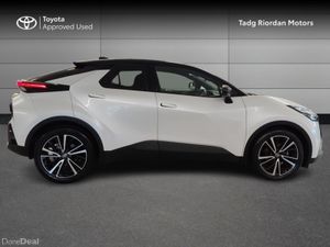 Toyota C-HR HYBRID SOL - Image 3