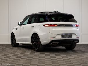 2023 Range Rover Sport P440e Dynamic SE - Image 4