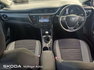 Toyota Auris 1.4 D-4D (90) 5Dr Luna - Image 2