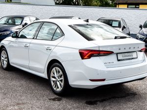 Skoda Octavia Ambition 2.0TDI 115HP - Image 4