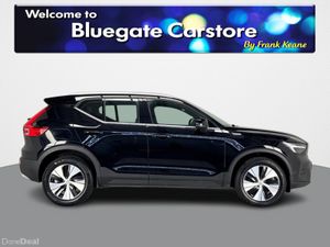 Volvo XC40 CORE T4 RECHARGE AUTO **FULL BLACK CLOT - Image 3