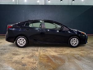 Toyota Prius 1.8 HYBRID AUTOMATIC - CRUISE CONTROL - Image 2