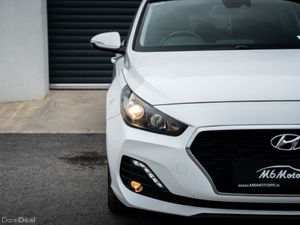 Hyundai i30 i 30 Fastback 5DR - Image 3