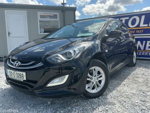 2013 HYUNDAI i30 1.6 DIESEL LOW MILEAGE - Image 2